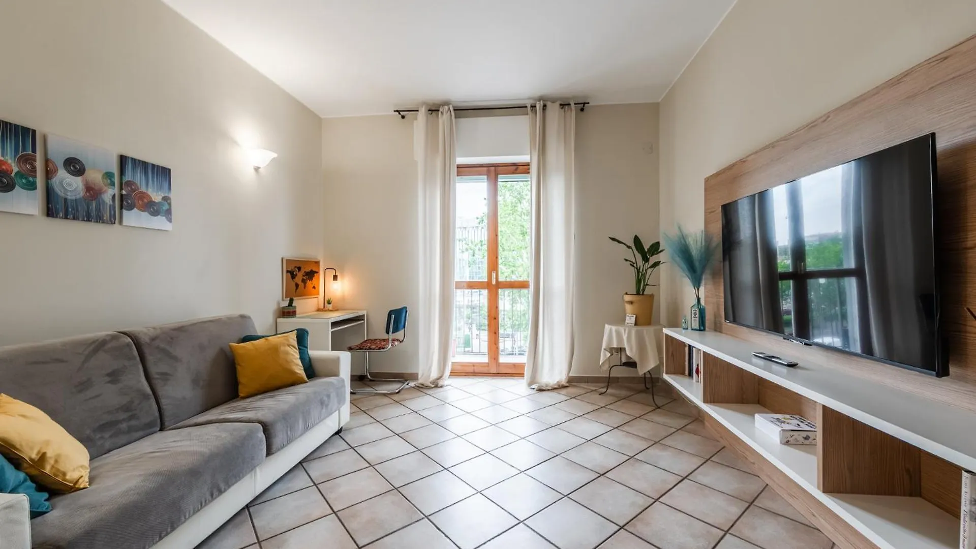 The Circle - Ampio Sui Navigli - Self-Check In Apartment Milan