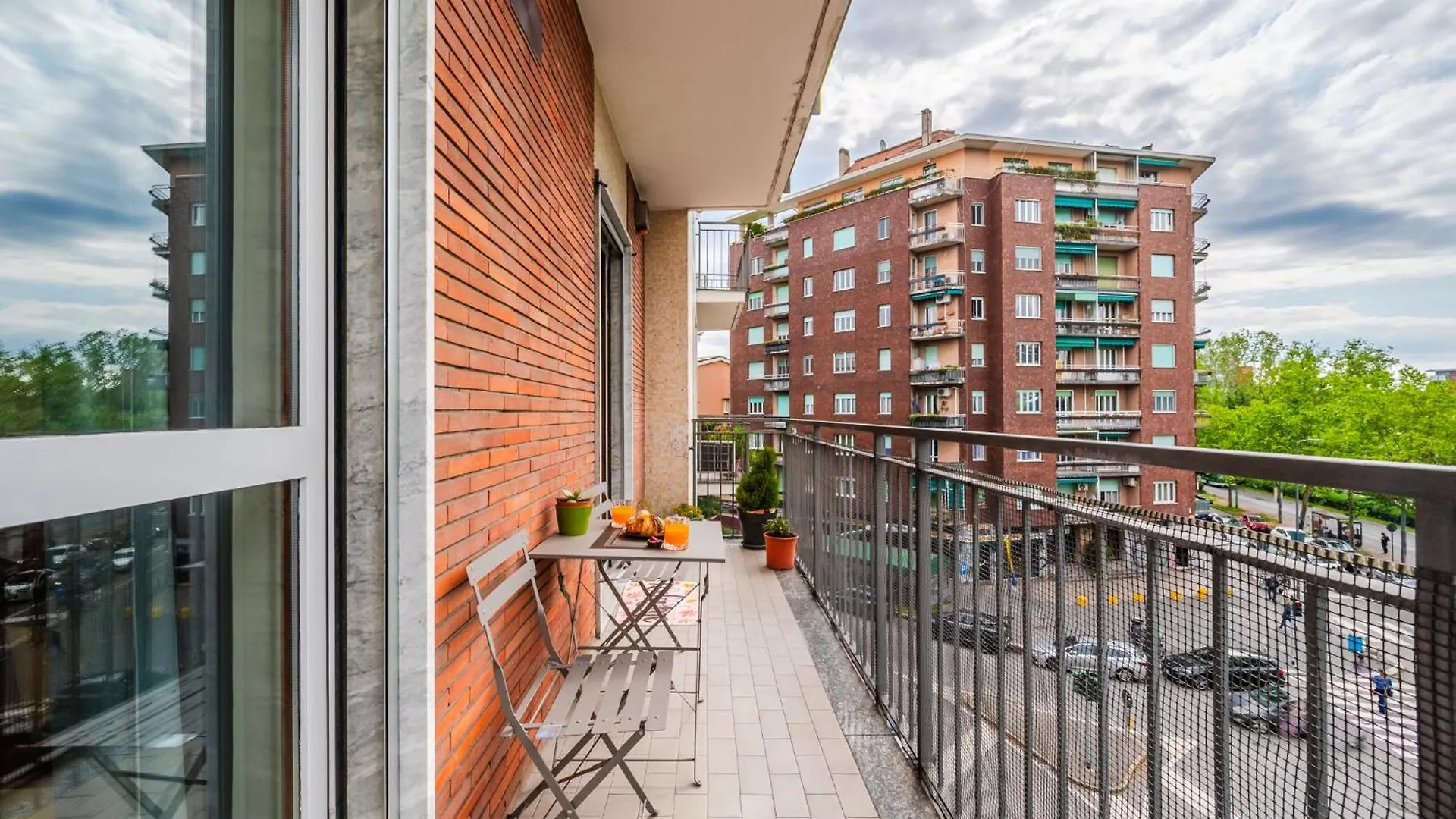 The Circle - Ampio Sui Navigli - Self-Check In Apartment Milan