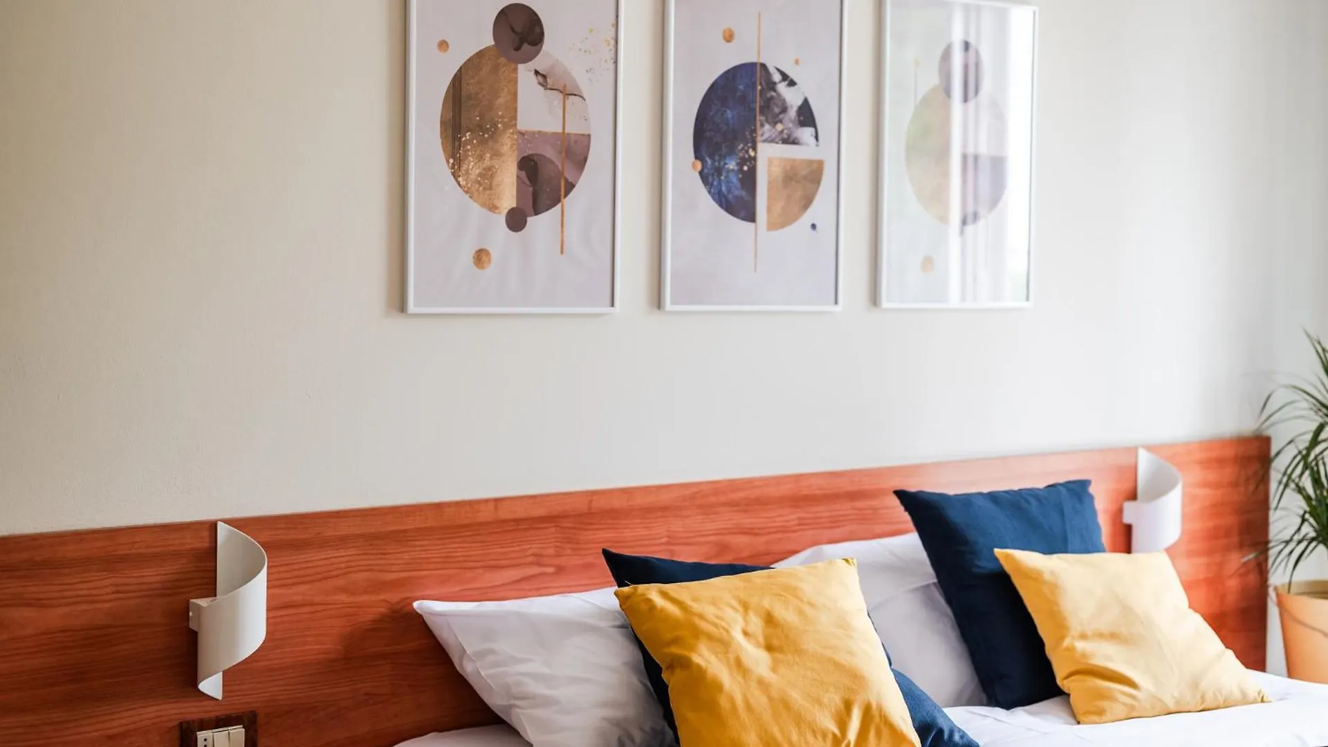 The Circle - Ampio Sui Navigli - Self-Check In Apartment Milan